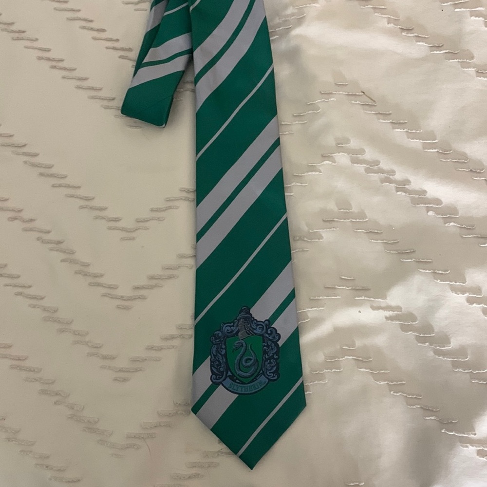 Harry Potter Slytherin tie
